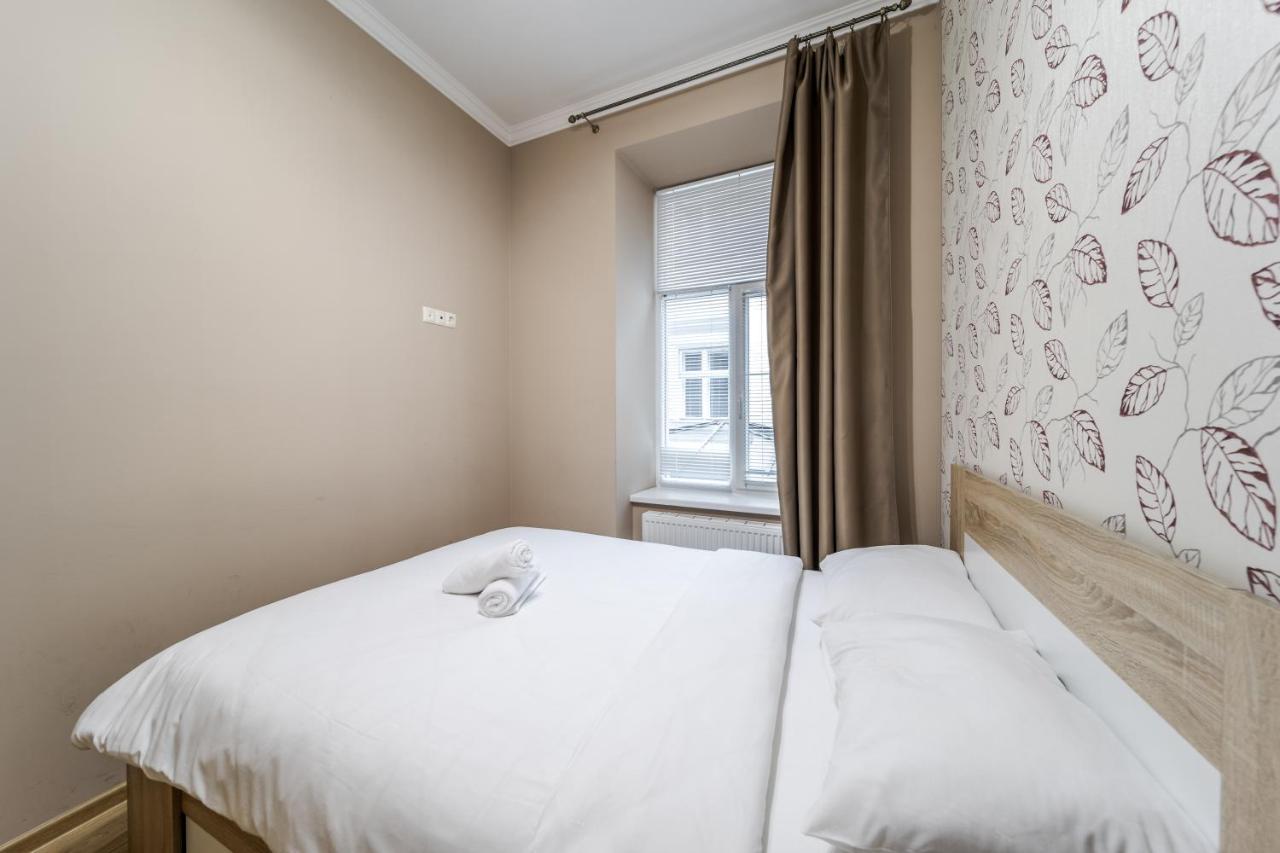 Apartment On Stavropihiiska Street 1 Lviv Bagian luar foto